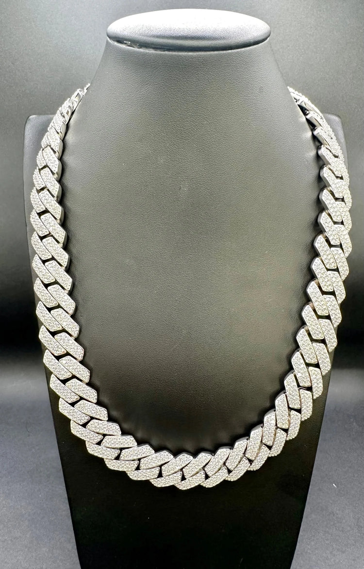 Moissanite Cuban Chains